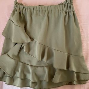 Mini green ruffles skirt